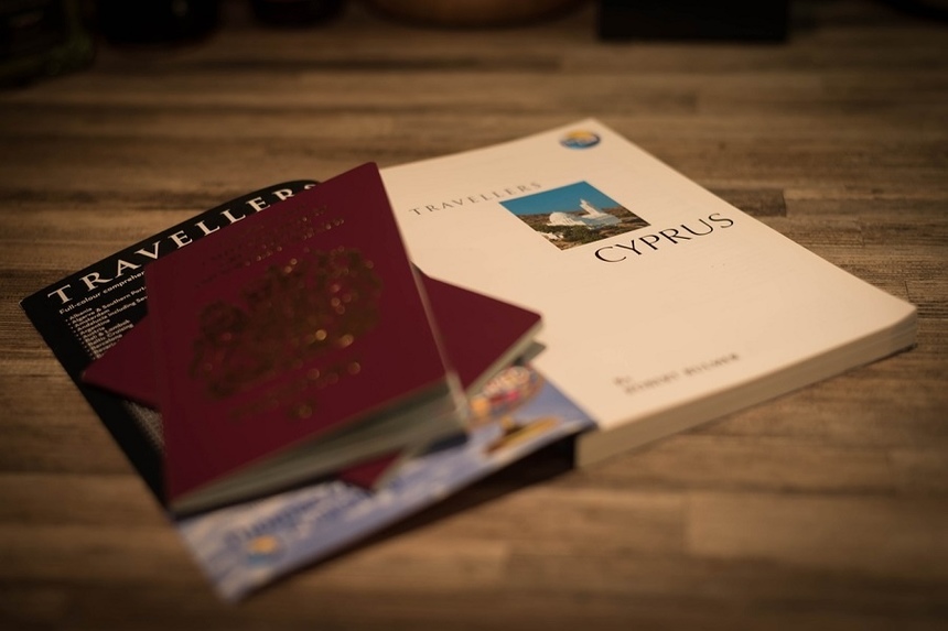 Золотых кипрских паспортов никого не лишили. Оказалось, что нет подходящих законов: фото 2