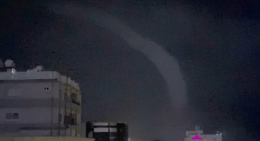 В ночь на 14 февраля по Лимассолу прогулялось два торнадо: фото 6
