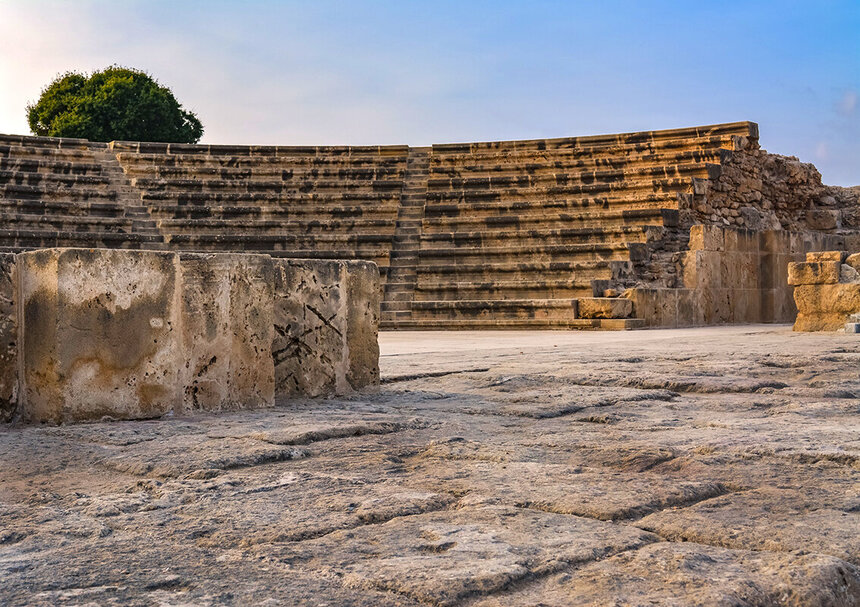 Древний Одеон - действующий античный театр на Кипре: фото 4
