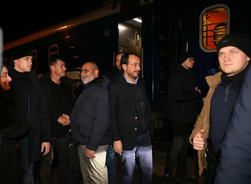 Президент Кипра отправляется в Украину для встречи с Владимиром Зеленским: фото 3