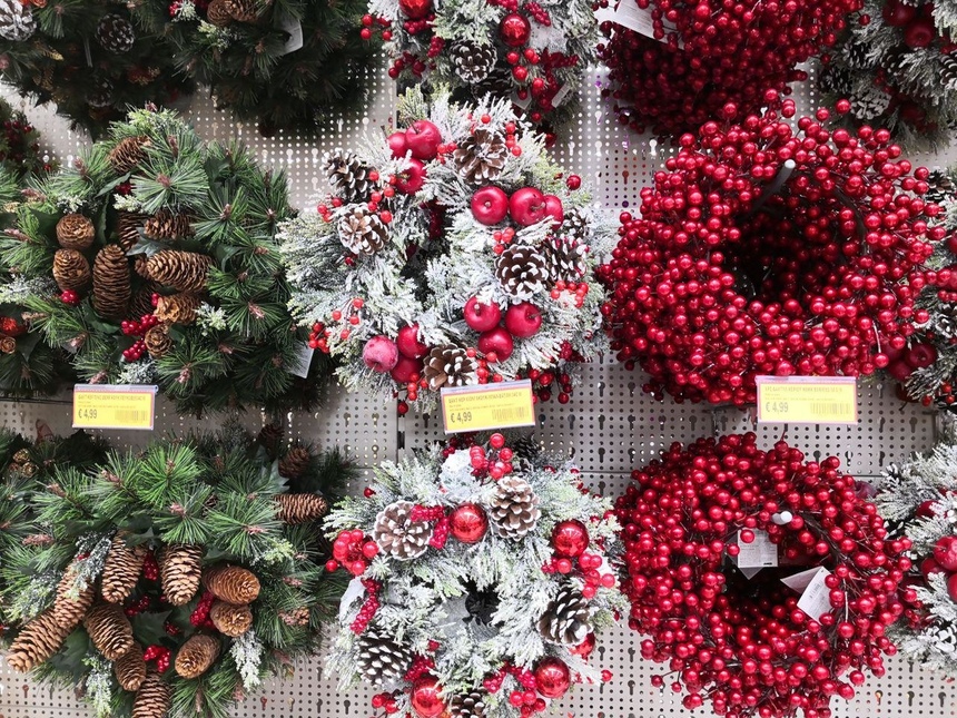 Мандарины, запах елки и шампанское: Кипр уже готовится к Рождеству и Новому году: фото 12