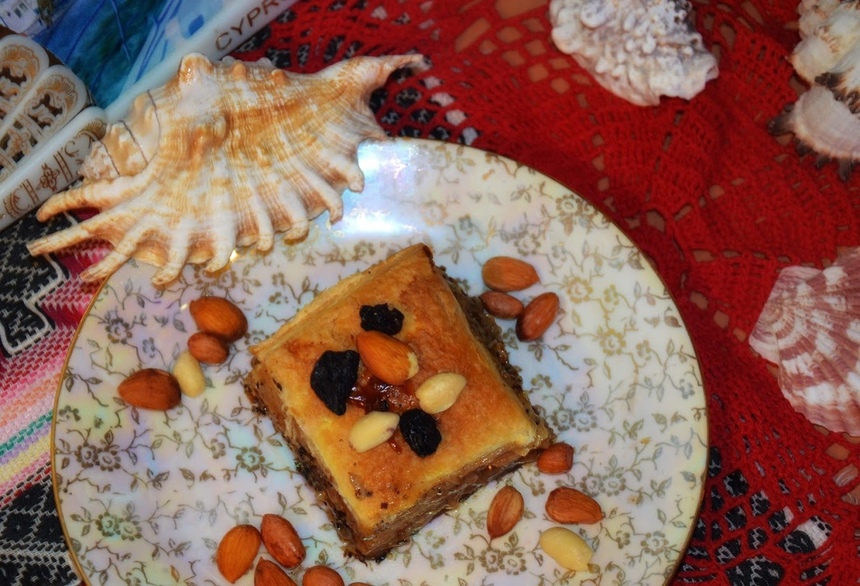 ​Кипрская пахлава. Вкуснейшее слоеное пирожное с медом: фото 2