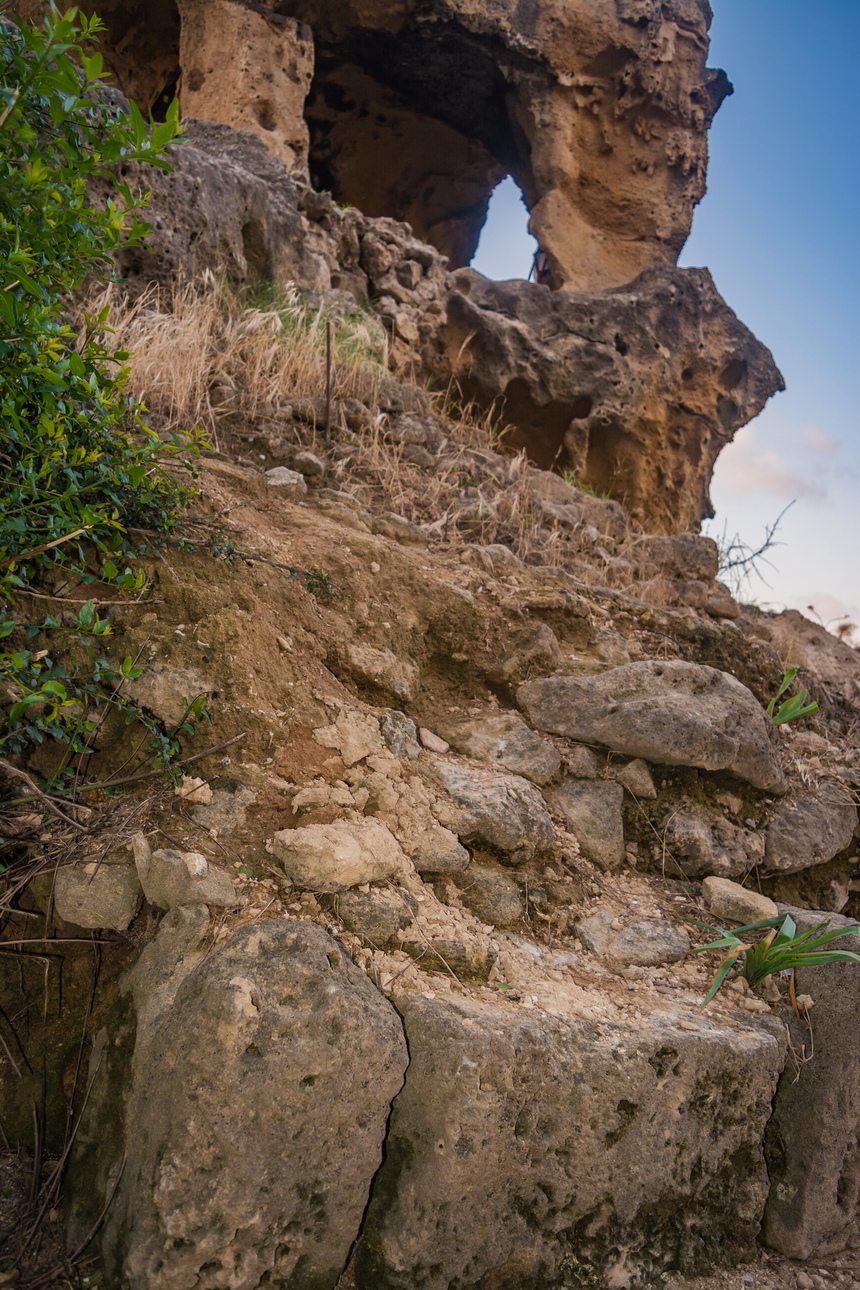 Секретная пещера покровителя всех влюбленных пар в Пафосе : фото 25