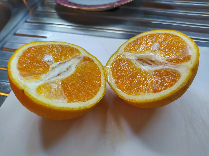 Разрезанный апельсин