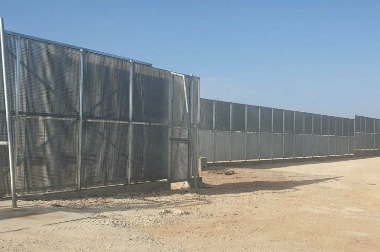 Лагерь для беженцев Пурнара под Никосией обнесут огромным забором: фото 2