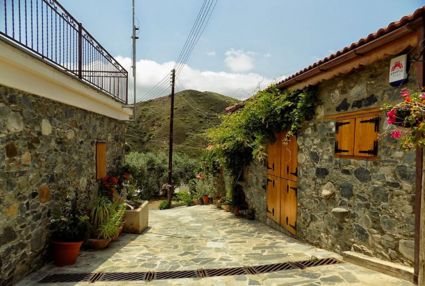 Акапну - одна из самых маленьких живописных деревушек на Кипре (Фото и Видео): фото 10