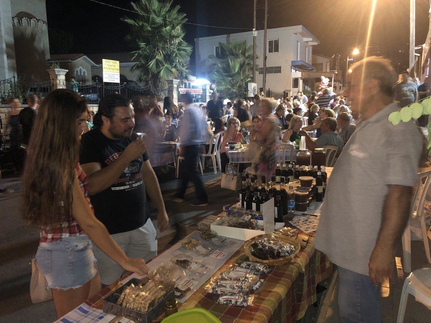 Праздник сладкоежек: на Кипре отгремел фестиваль рожкового дерева!: фото 5