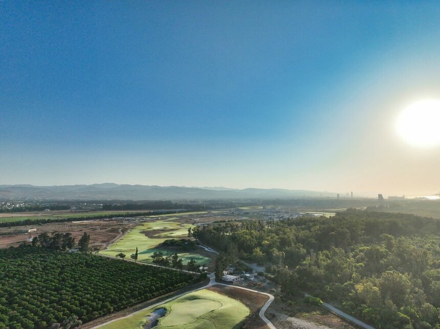 В Лимассоле появилось новое современное 18-луночного гольф-поле: фото 2