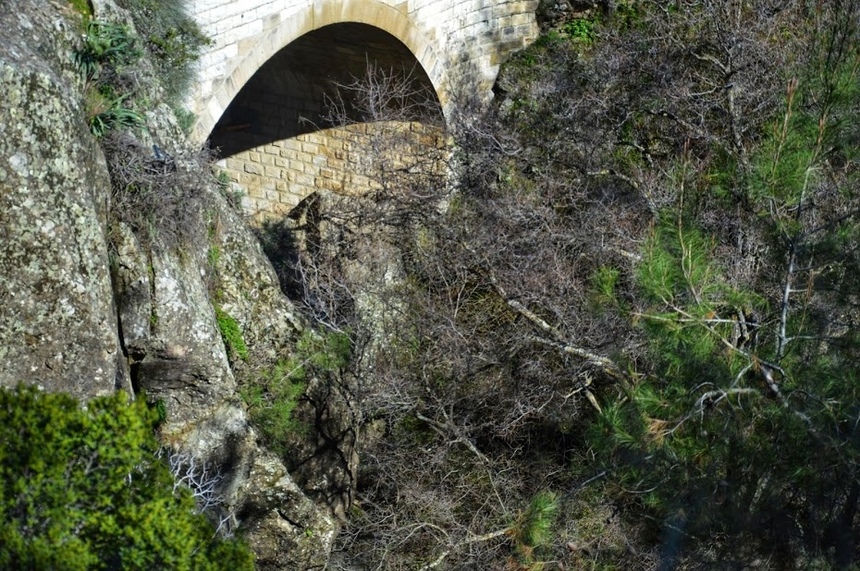 Диплогефиро (двойной мост) в Тримиклини: фото 46