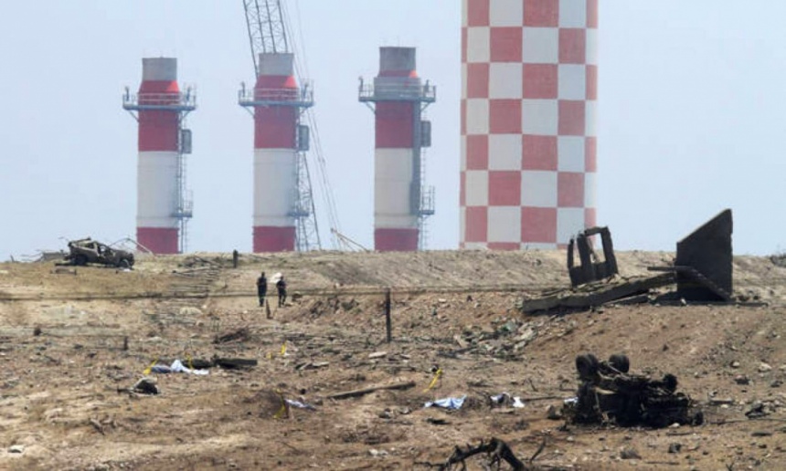 Сокрушительный взрыв на военно-морской базе Кипра «Эвангелос Флоракис» 11 июля 2011 года: фото 4