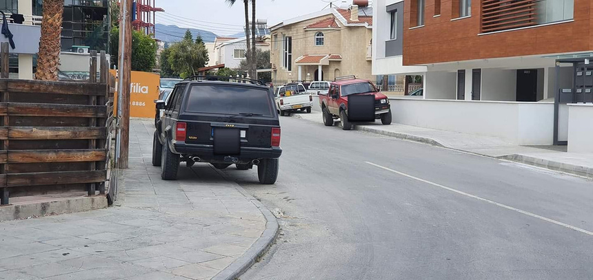 На Кипре пешеходы объявили войну водителям!: фото 7