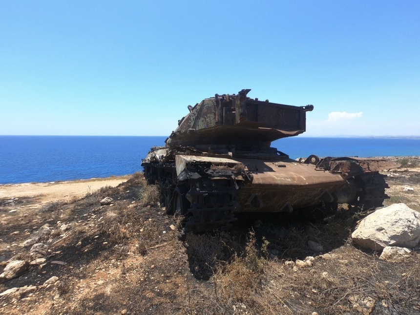 Заброшенные британские танки на Кипре. Последние экземпляры: фото 6