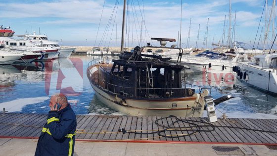 На Кипре сгорели две лодки: фото 5