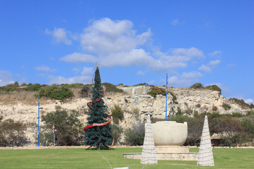 Кипр нарядный: рождественские елки никто не отменял: фото 34