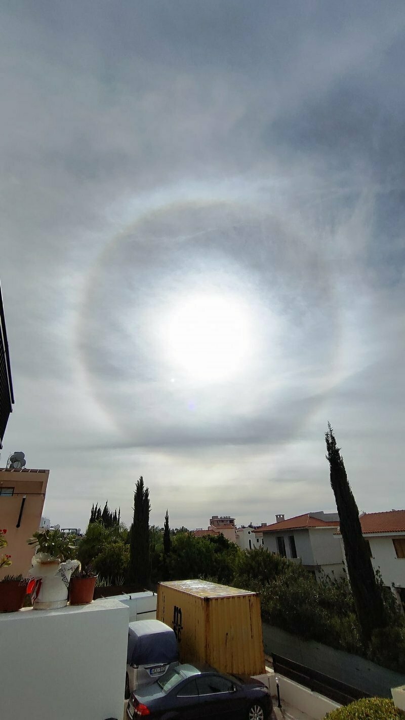 В небе над Пафосом был замечен уникальный природный феномен: фото 2