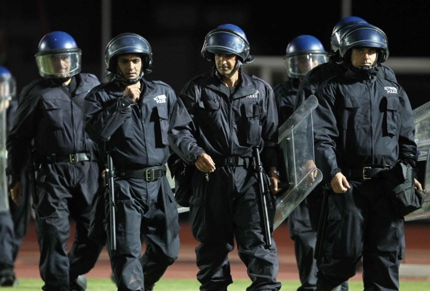 Служебное оружие полиции Кипра (фото): фото 2