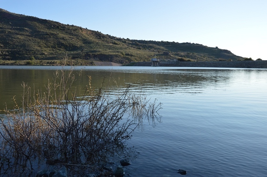 На Кипре переполнилось водохранилище Мавроколомбос : фото 12
