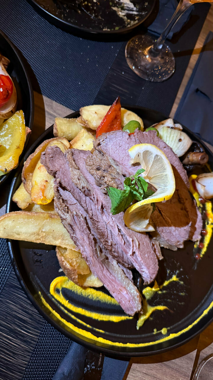 Dine 3.6.9 — лучший брискет по-техасски на Кипре!: фото 10