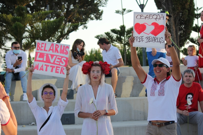 На Кипре прошли акции солидарности с жителями Беларуси: фото 17