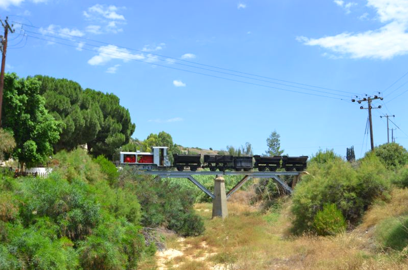 Назад в прошлое: Железная дорога в кипрских деревнях : фото 12