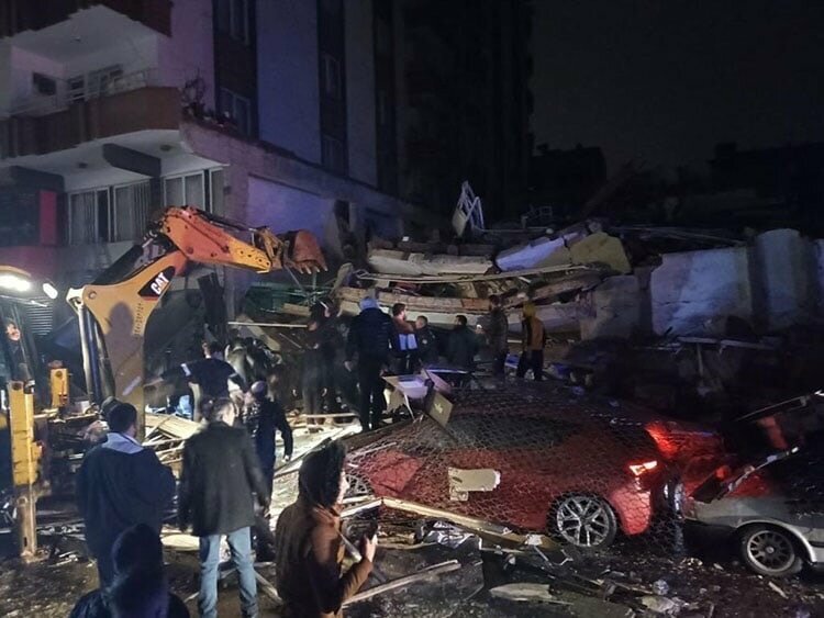 В Турции произошло сильное землетрясение, которое ощущалось даже на Кипре: фото 7