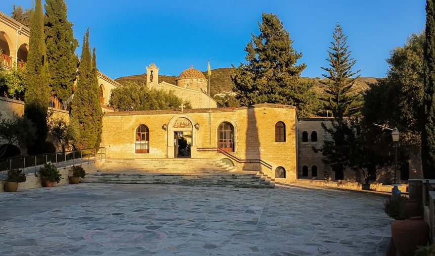 Необычный монастырь Святого Неофита в Пафосе: фото 2