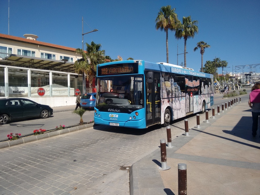 Конфликт с водителем автобуса на Кипре вылез боком российским туристам: фото 2