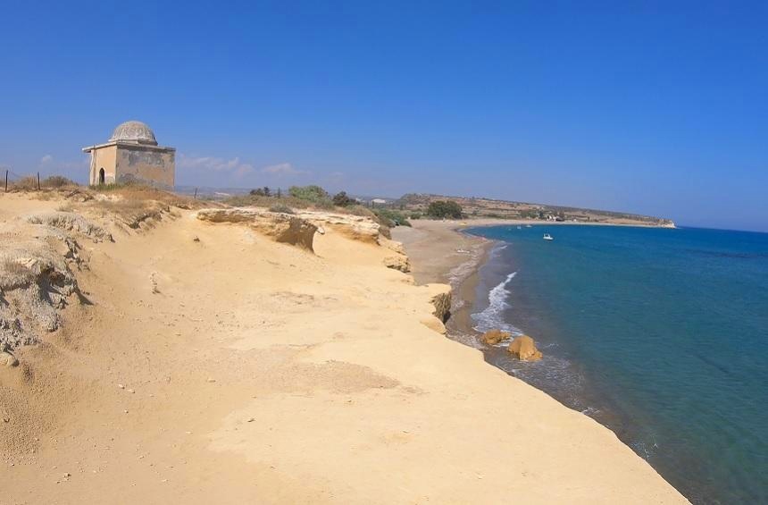Пляж Авдиму - немноголюдный и уникальный пляж на морском побережье Кипра! : фото 12