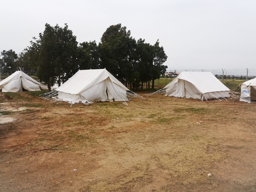 Центр беженцев в деревне Коккинотримития грозит стать новым страшным очагом коронавируса: фото 7