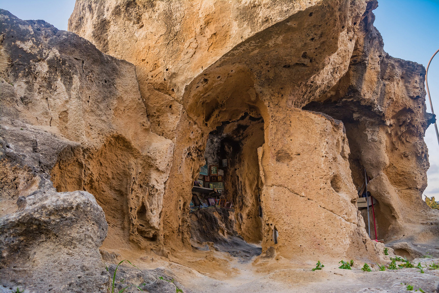Секретная пещера покровителя всех влюбленных пар в Пафосе : фото 8
