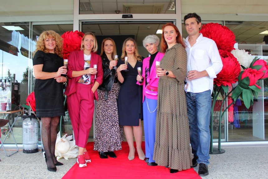 В Лимассоле открылся первый комиссионный магазин брендовой одежды POPUPBOX: фото 6