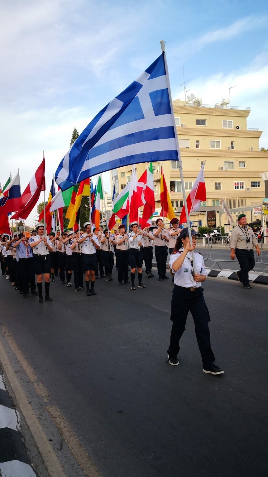 6 мая на Кипре должен был пройти традиционный фестиваль цветов : фото 6