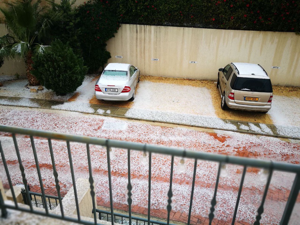 Кипрская весна 2019: град в Пафосе, снежная буря в Троодосе: фото 4