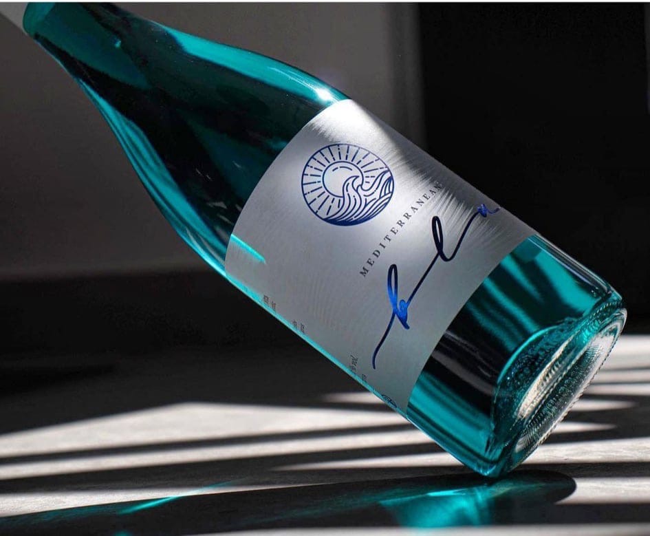 Кипрская винодельня сделала уникальное вино голубого цвета: фото 3