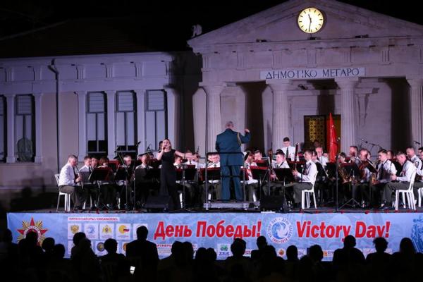 Оркестр Росгвардии с аншлагом выступил на Кипре: фото 4