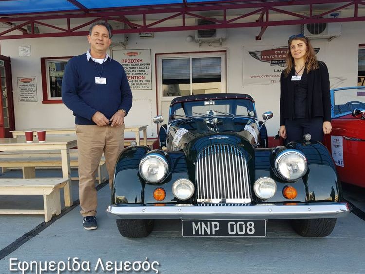 Старые автомобили на Кипре