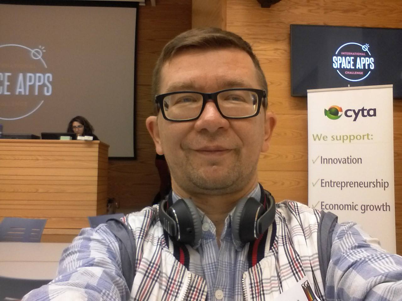 Автор Дмитрий Виницкий