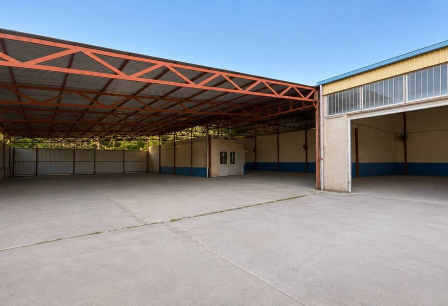 Фотогаллерея объекта 67975 - Фото 1 из 2