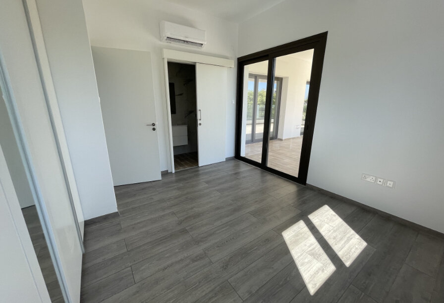 JAMAICA 3 bedroom apartments. Фото 6 из 10 Фотогаллерея объекта 4998 - Фото 6 из 10