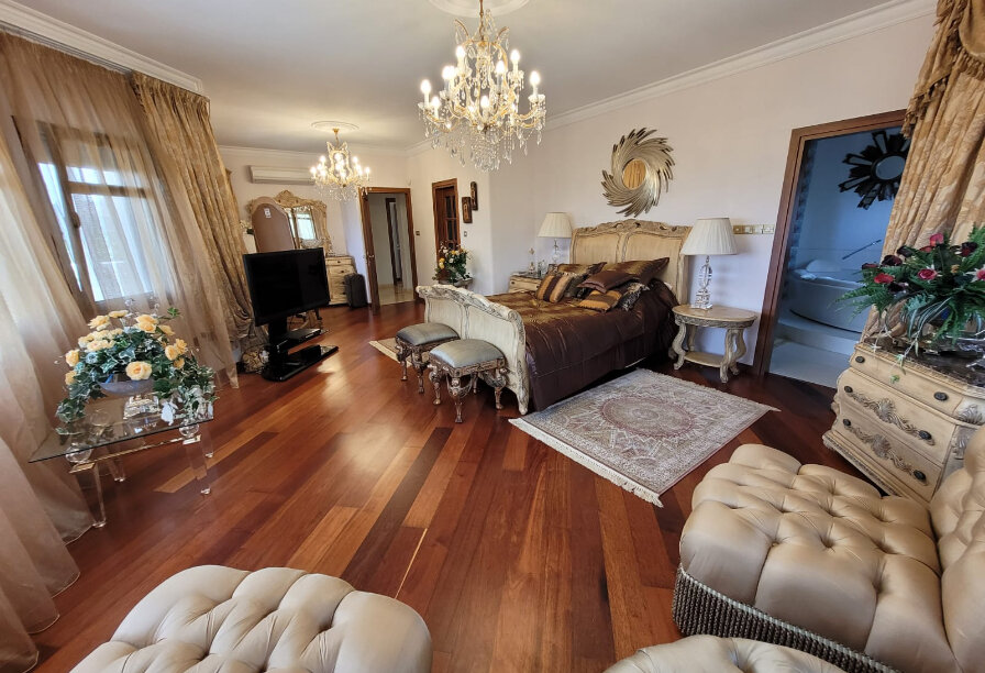 Дом на продажу в АГИОС ТИХОНАС. Фото 3 из 9 Фотогаллерея объекта 5005 - Фото 3 из 9