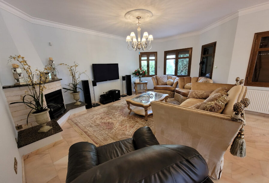 Дом на продажу в АГИОС ТИХОНАС. Фото 6 из 9 Фотогаллерея объекта 5005 - Фото 6 из 9