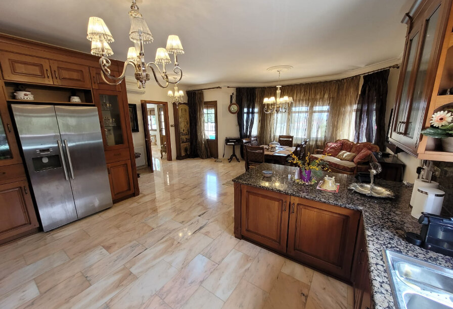 Дом на продажу в АГИОС ТИХОНАС. Фото 8 из 9 Фотогаллерея объекта 5005 - Фото 8 из 9