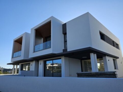 Фотогаллерея объекта 49297 - Фото 1 из 3