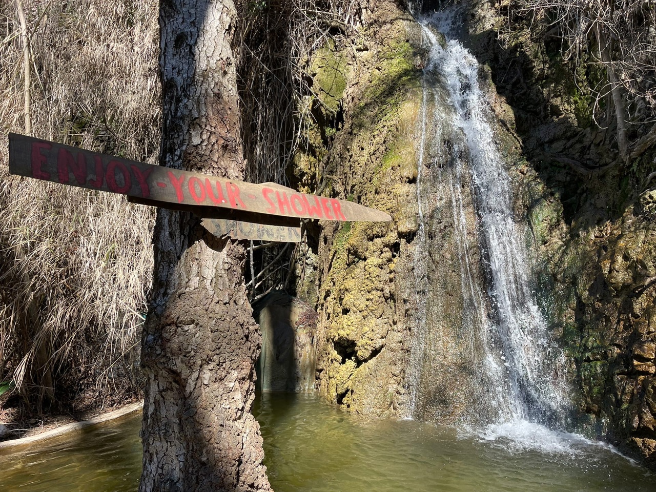 «Долина павлинов» — мини-водопад и таверна в Тримиклини (Троодос): фото 6