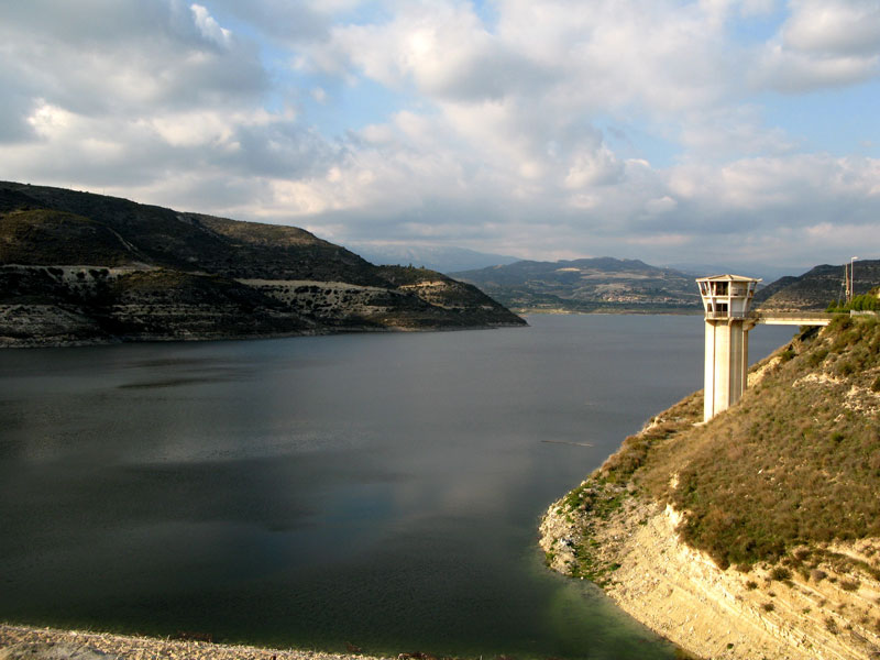 Дамба Аспрокреммос: фото 6 Дамба Аспрокреммос: фото 6