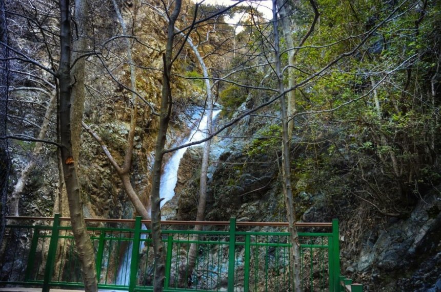 Водопад Милломерис (Waterfall Millomeris, Καταρράκτης Μιλλομέρη): фото 30