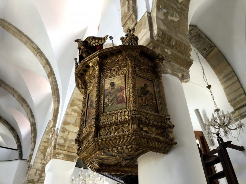 Монастырь Святого Креста - духовный символ и религиозный центр Омодоса: фото 25