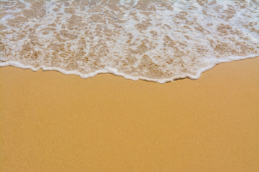 Небольшой, но очень уютный песчаный пляж Врисудия II в Пафосе: фото 20