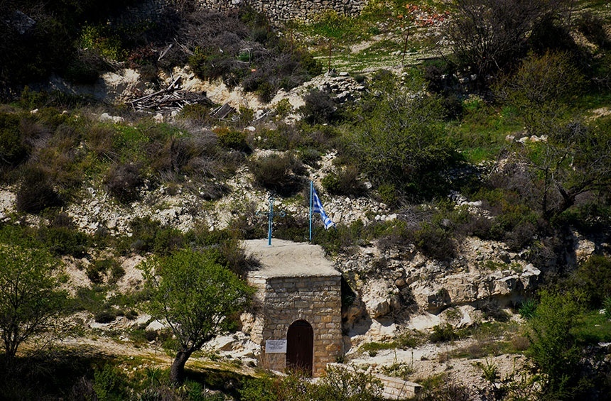 Часовня Святых Отцов в деревне Лофу, Кипр.