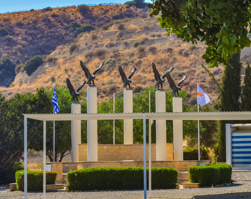 Памятник пяти офицерам Национальной гвардии Кипра: фото 25